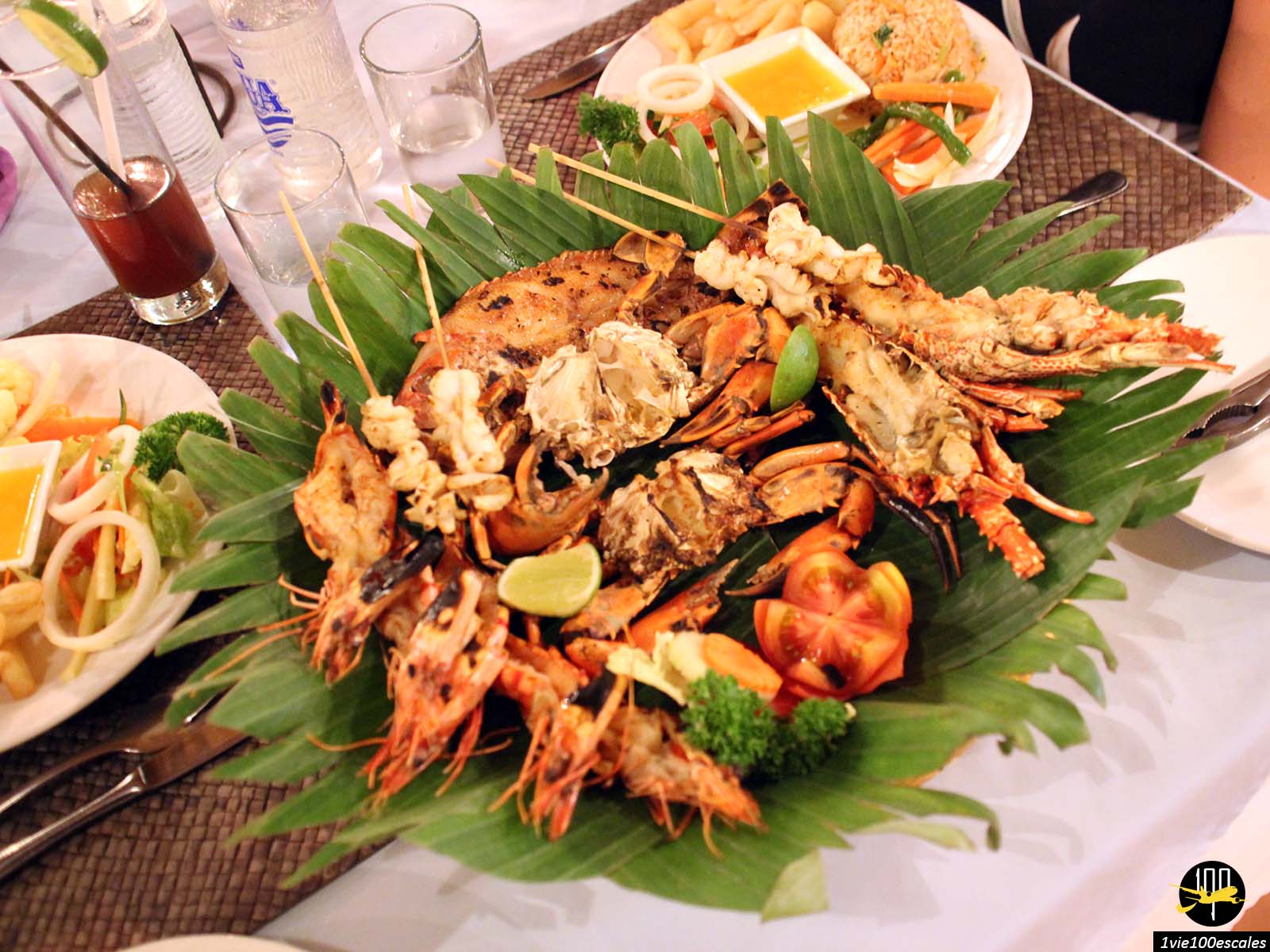 Plat de fruits de mer du restaurant Nelayan Seafood de Tanjung Benoa à Bali