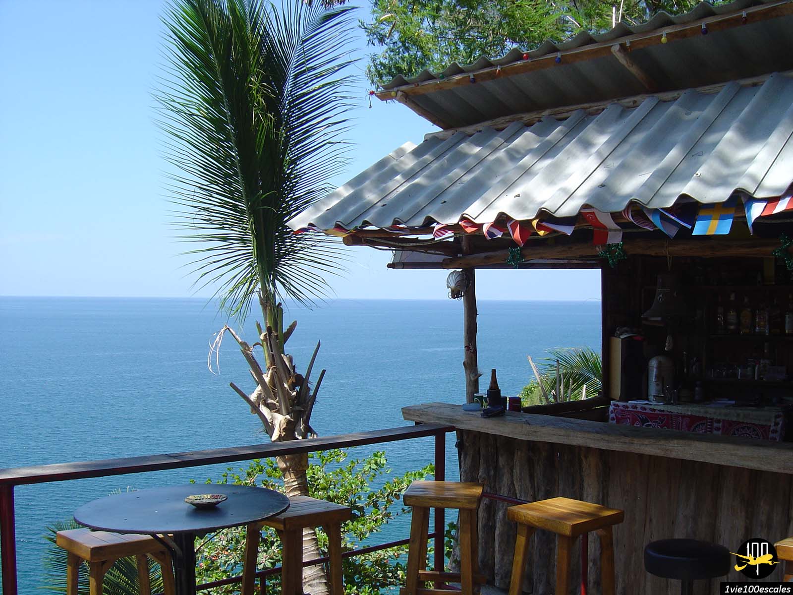 La vue sur la baie de Patong depuis le Freedom Bar de Phuket