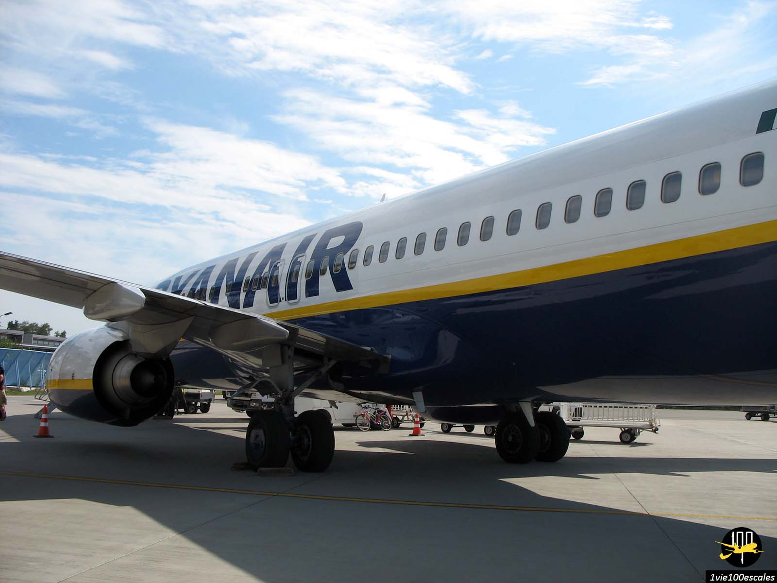 Décollage de l'avion de Ryanair depuis l'aéroport Rome Ciampino