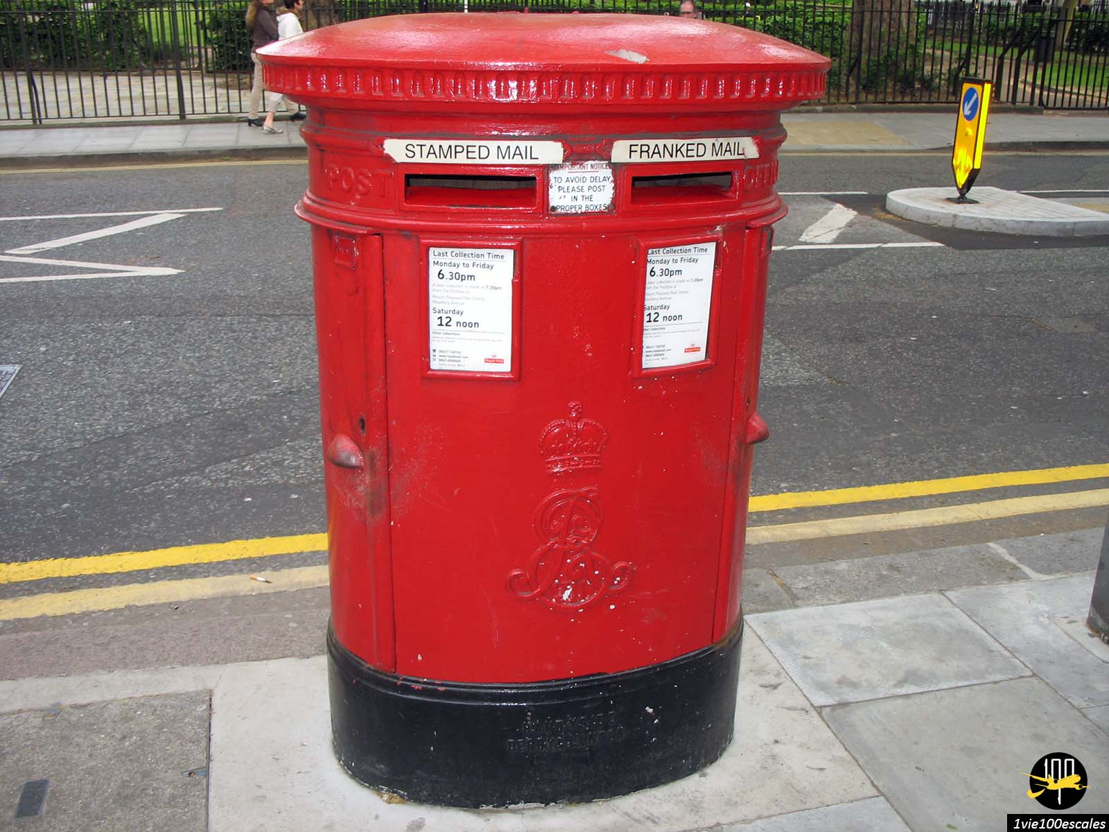 La traditionnelle boîte aux lettres rouge de Londres