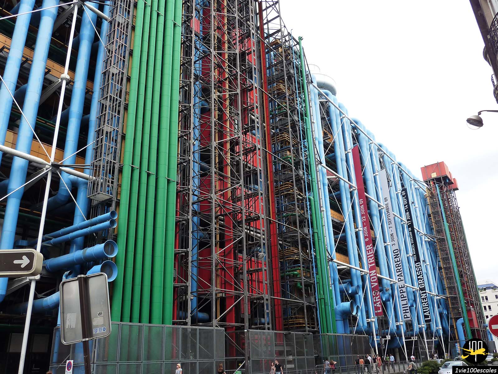 Les impressionnants tuyaux colorés du Centre Pompidou de Paris