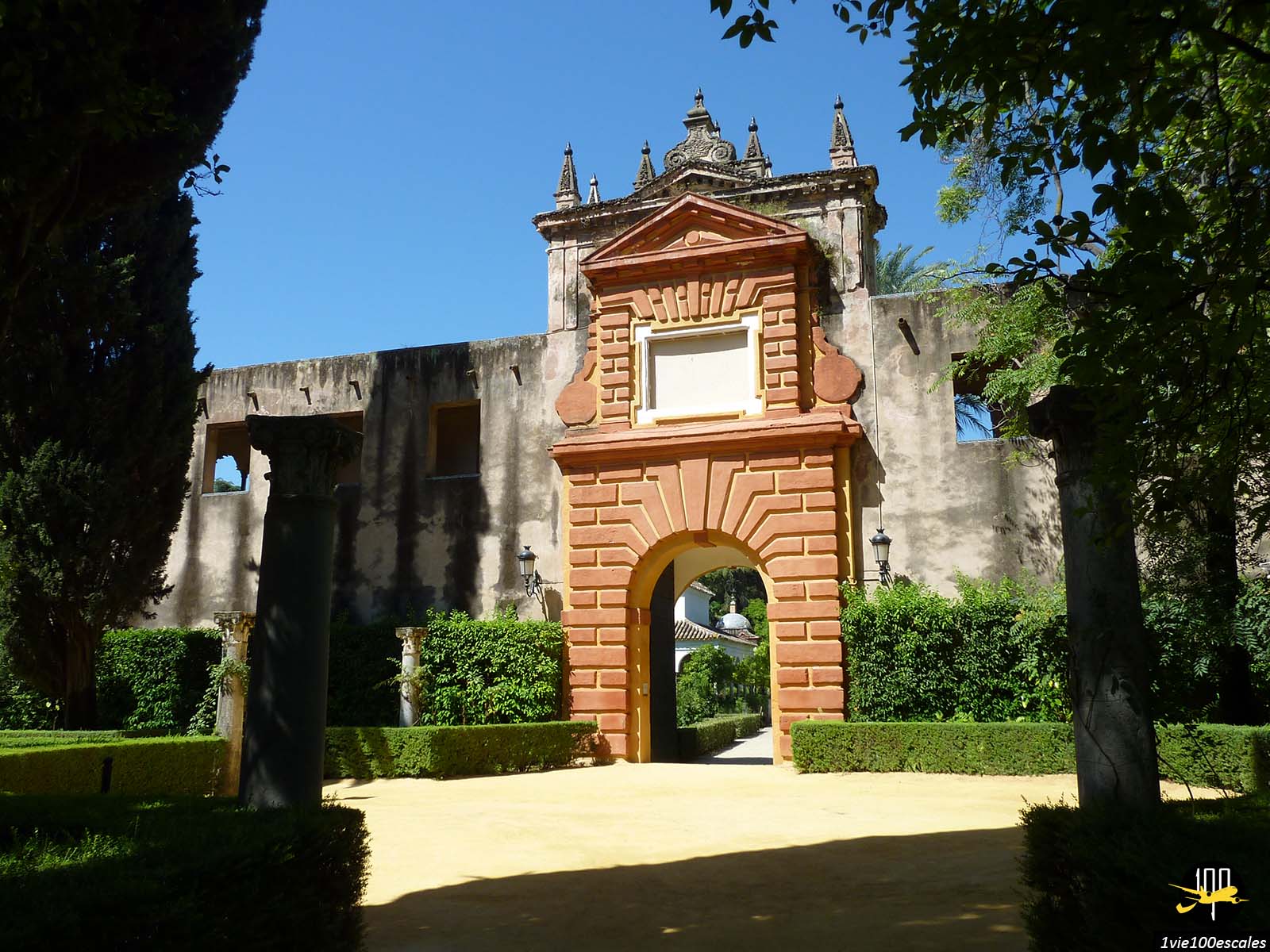 L'alcazar de Séville avec son grand Jardin du Marquis de la Vega Inclán