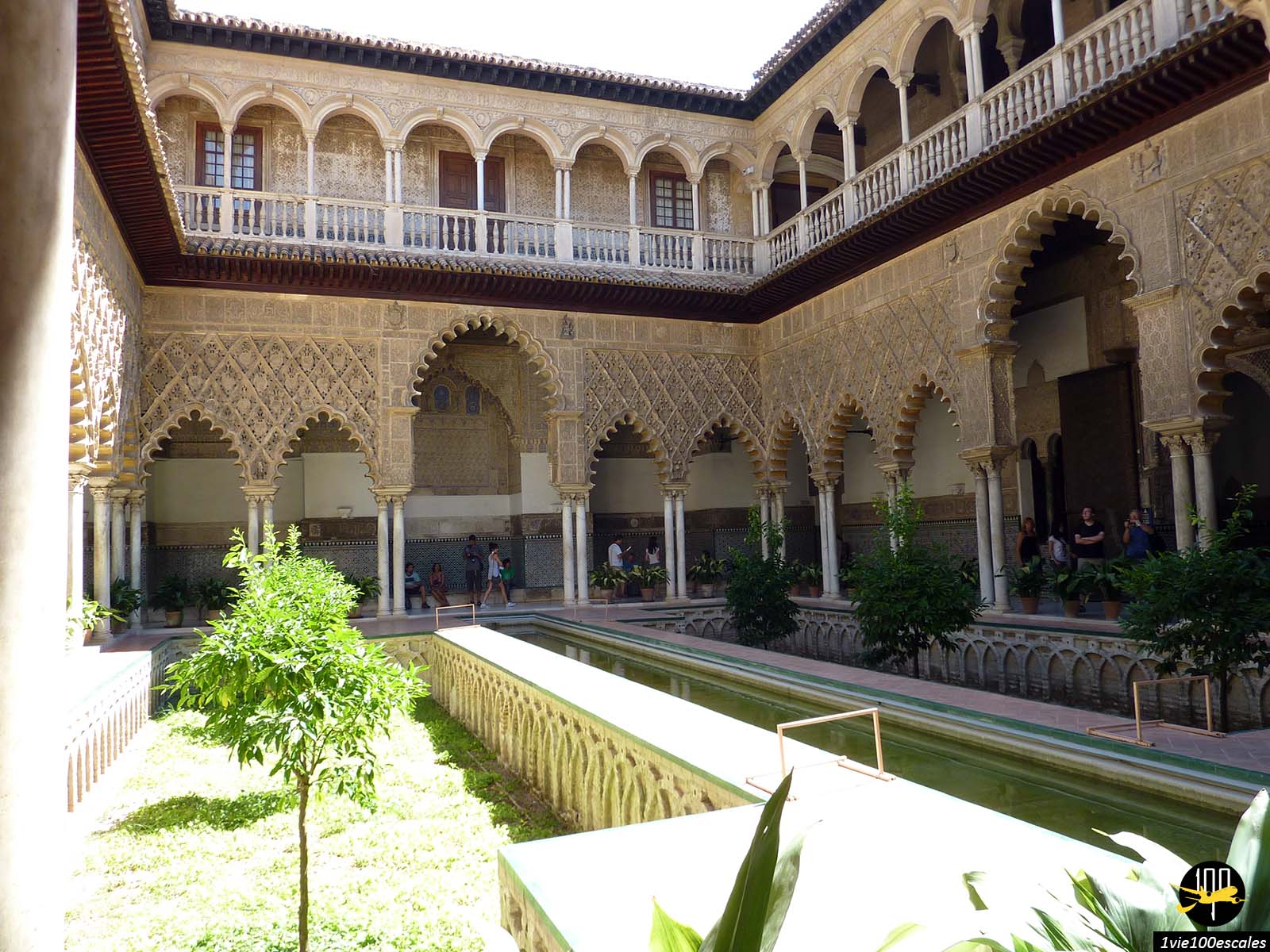 La belle Cour des Demoiselles du Palais Mudéjar de l'Alcazar de Séville est inscrite au patrimoine mondial de l'humanité par l'UNESCO depuis 1987