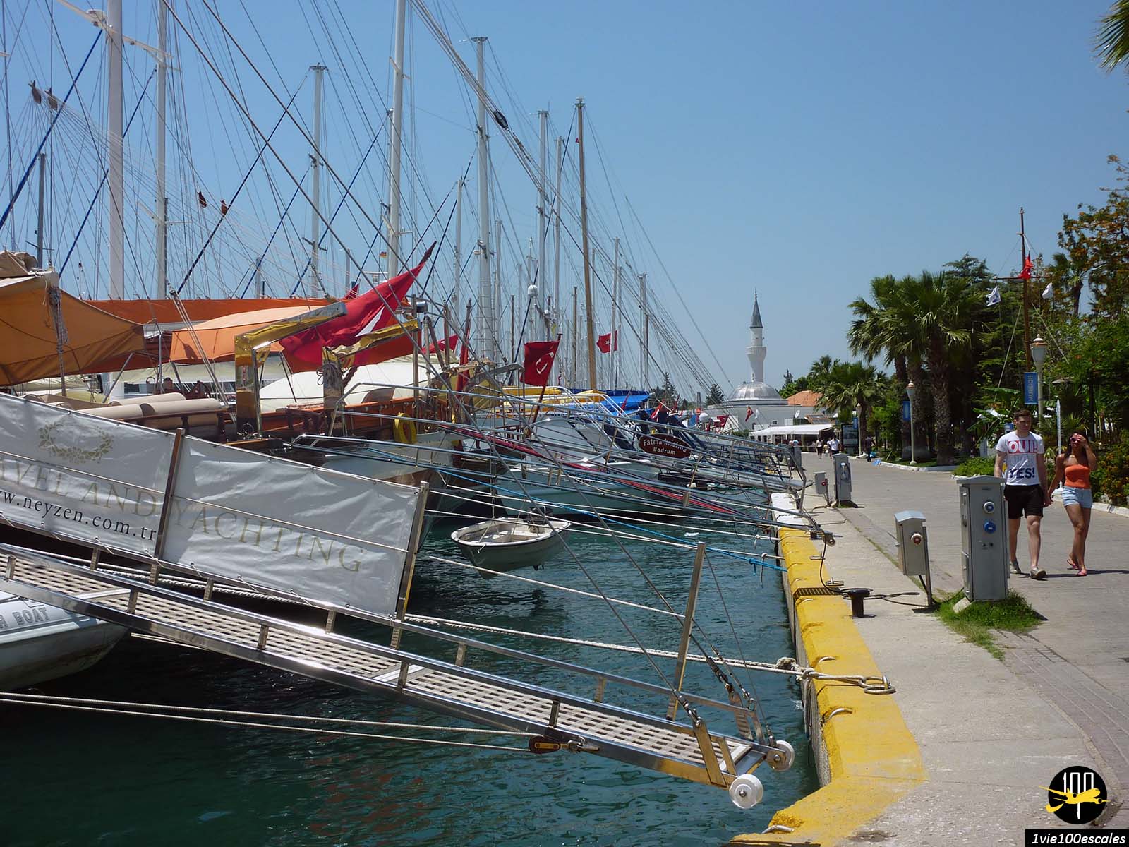 Le port de Bodrum se donne à l'été des allures de St Tropez