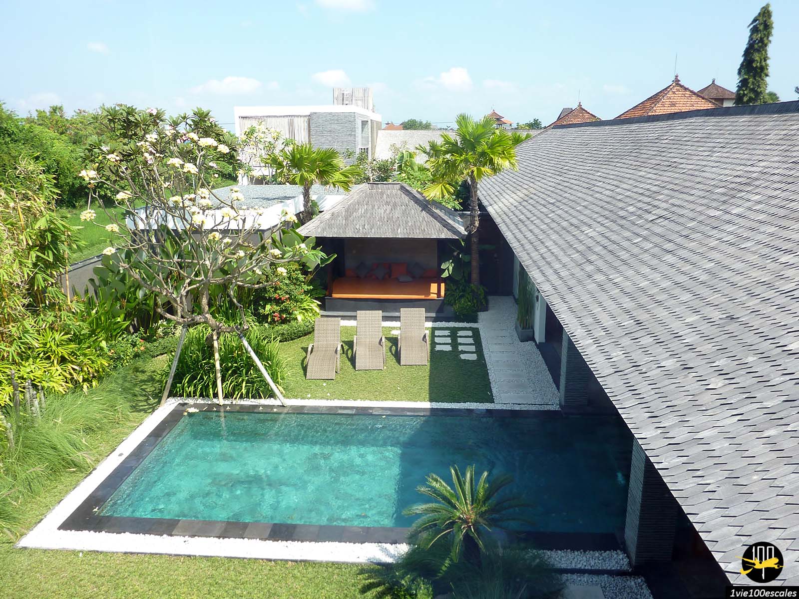 Vue aérienne de la Villa Anjali Orange de Seminyak à Bali