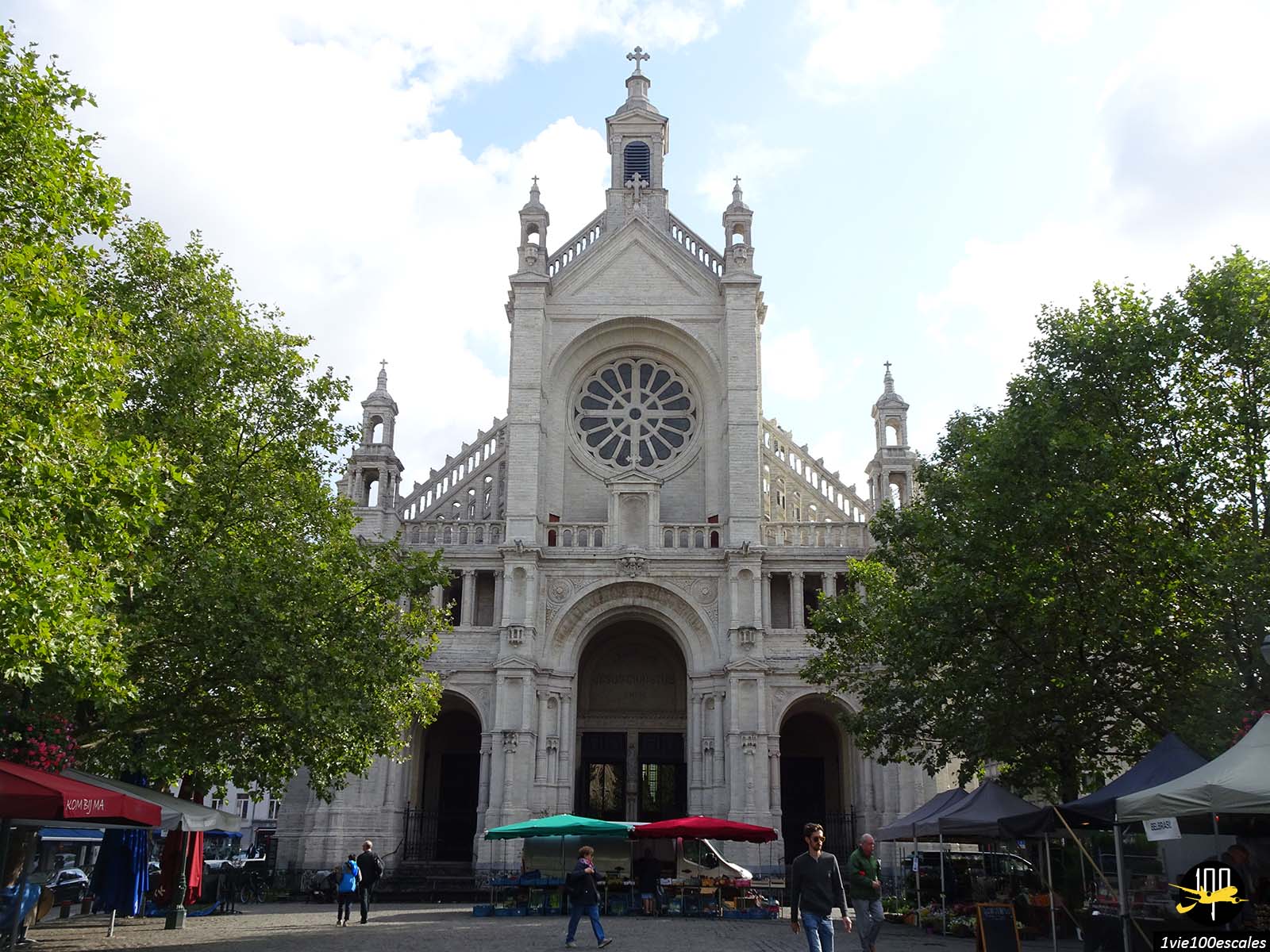 L'église Sainte-Catherine de Bruxelles et son petit marché