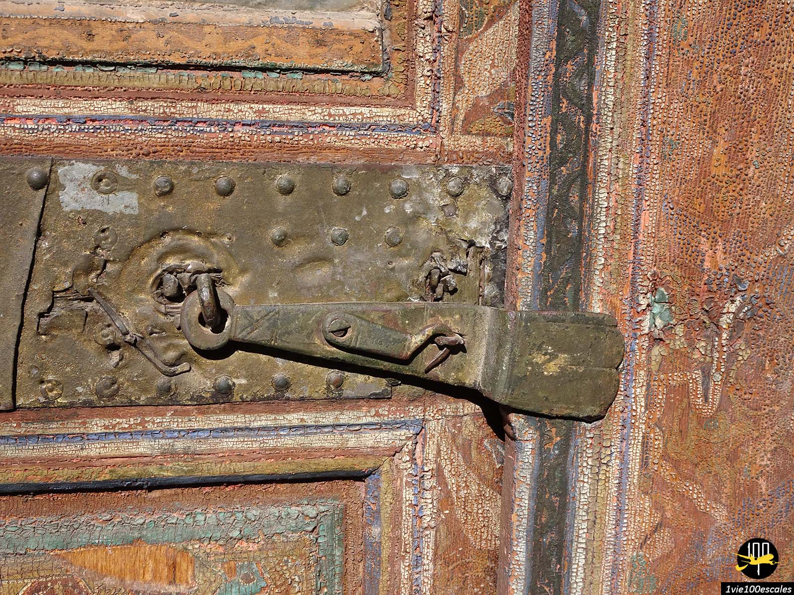 Les vieilles portes dans la médina de Marrakech